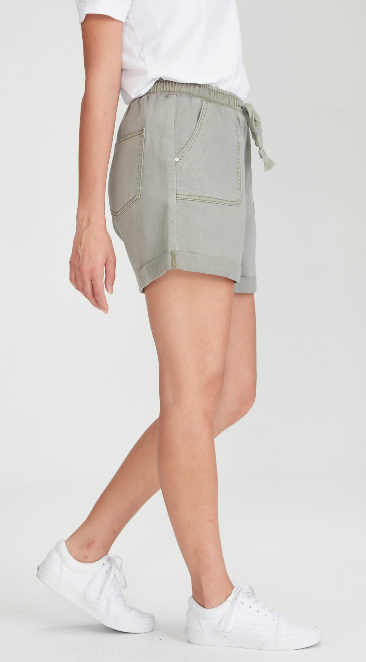 Junkfood Maggie Shorts | Khaki