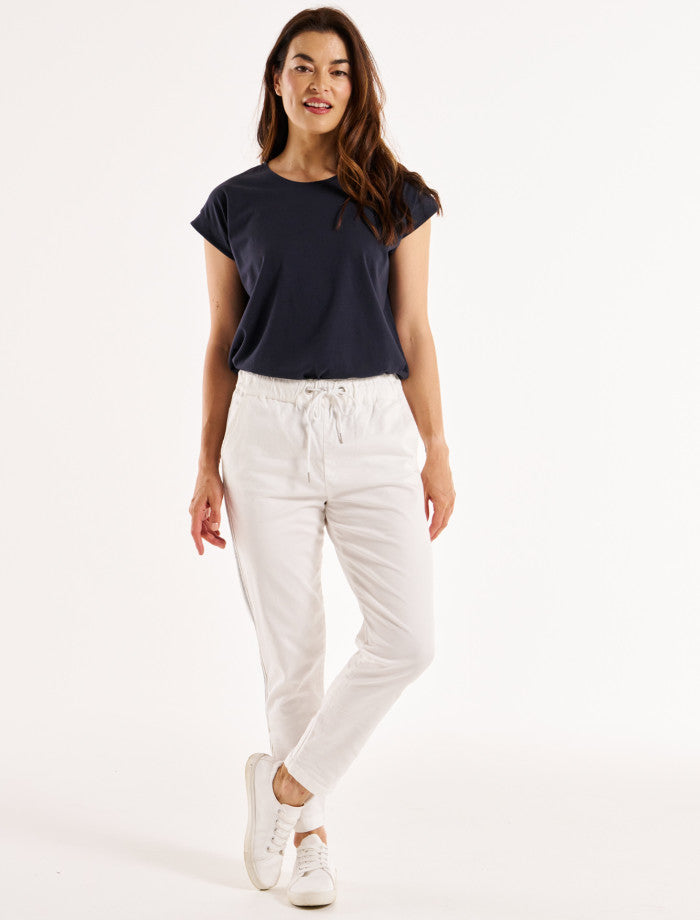 Betty Basics Brooks Jean - White