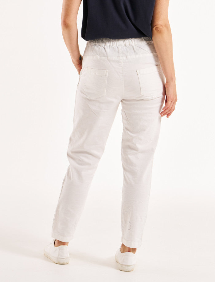 Betty Basics Brooks Jean - White