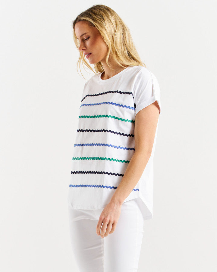 Betty Basics Sunny Tee | Ocean Waves